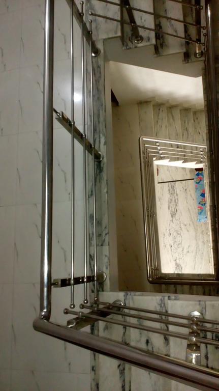 Dynasty Guest House Varanasi Exteriör bild